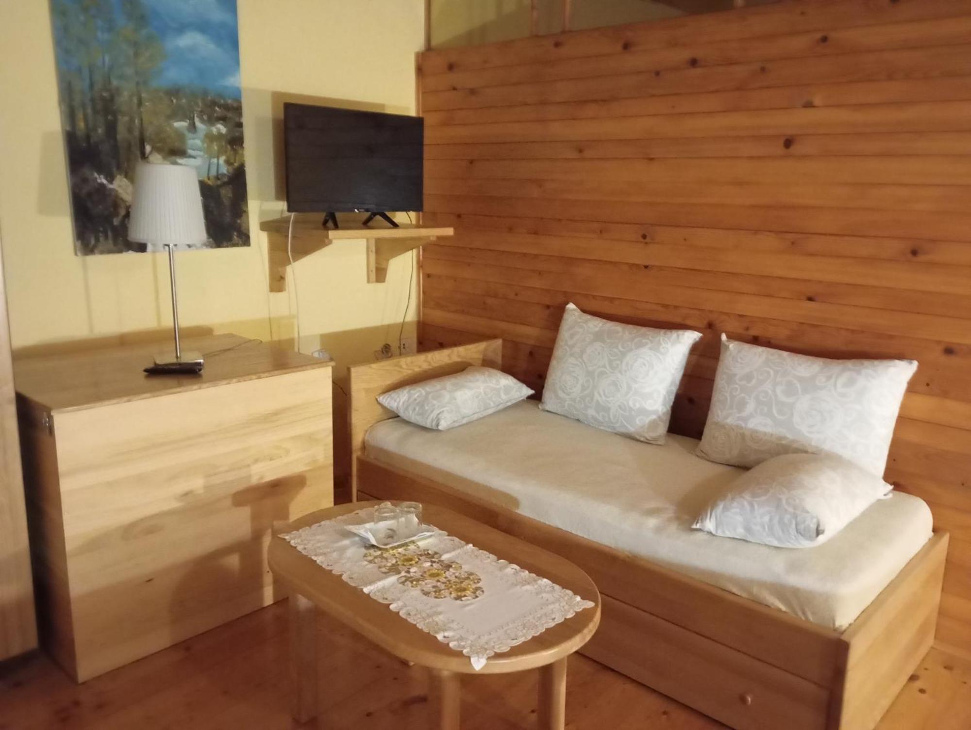 Rooms Roza Слунь Екстер'єр фото